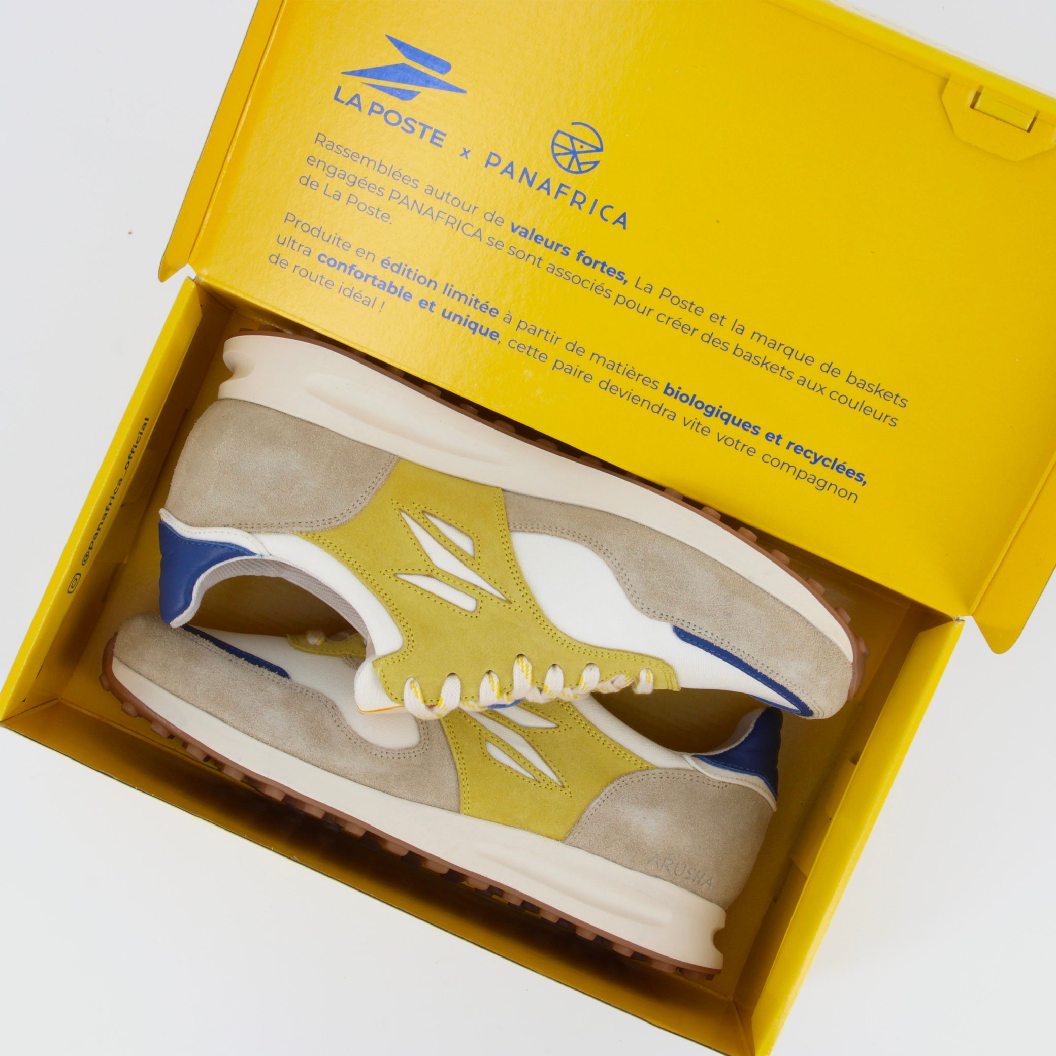 Packaging collab Panafrica x La Poste