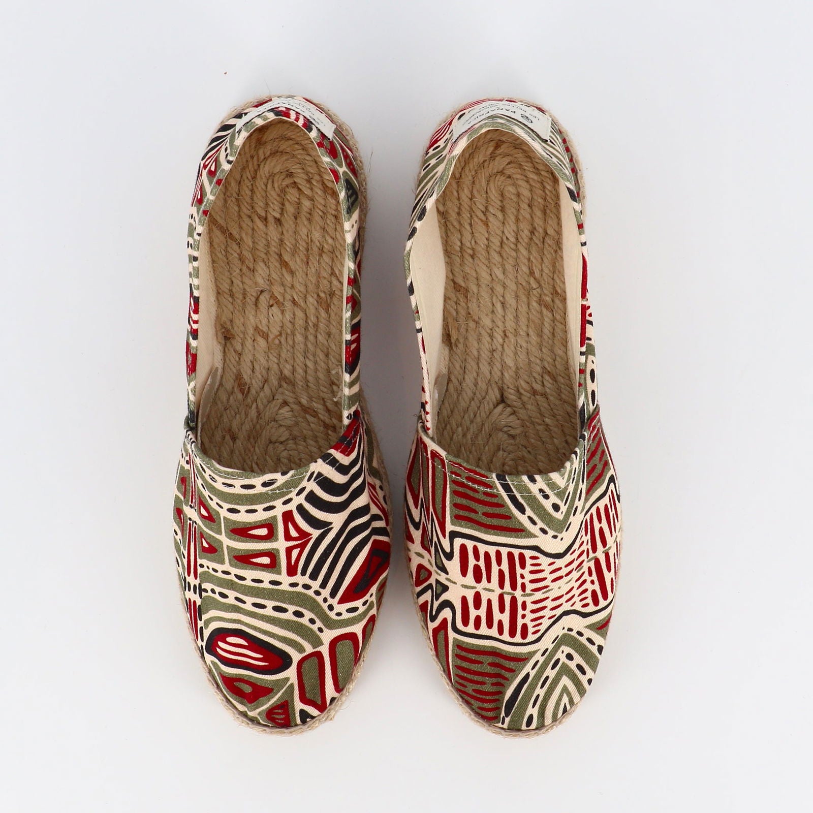 PANAFRICA - Baskets colorées et engagées - Espadrille - Bordeaux