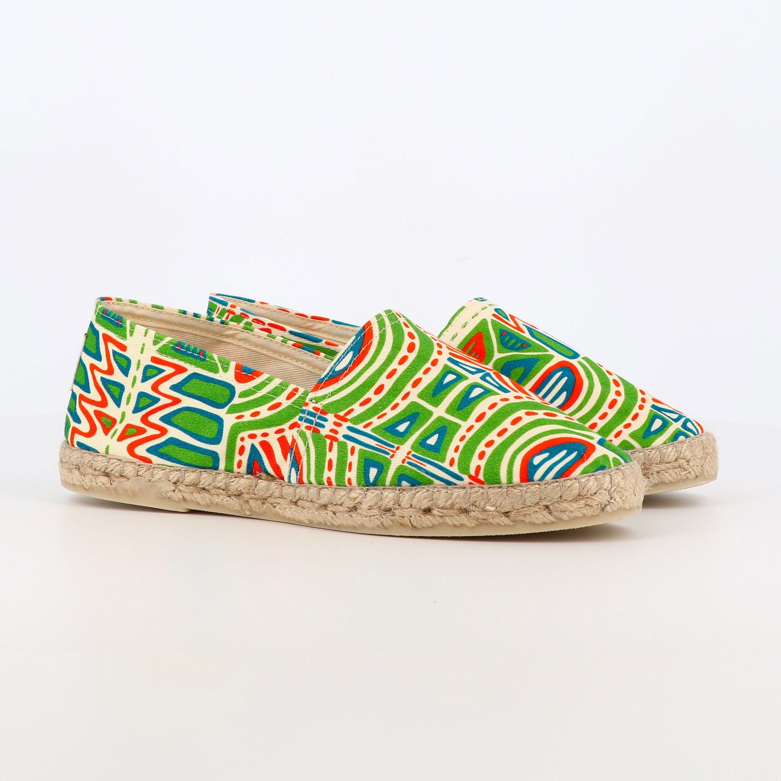 PANAFRICA - Baskets colorées et engagées - Espadrille - Vert